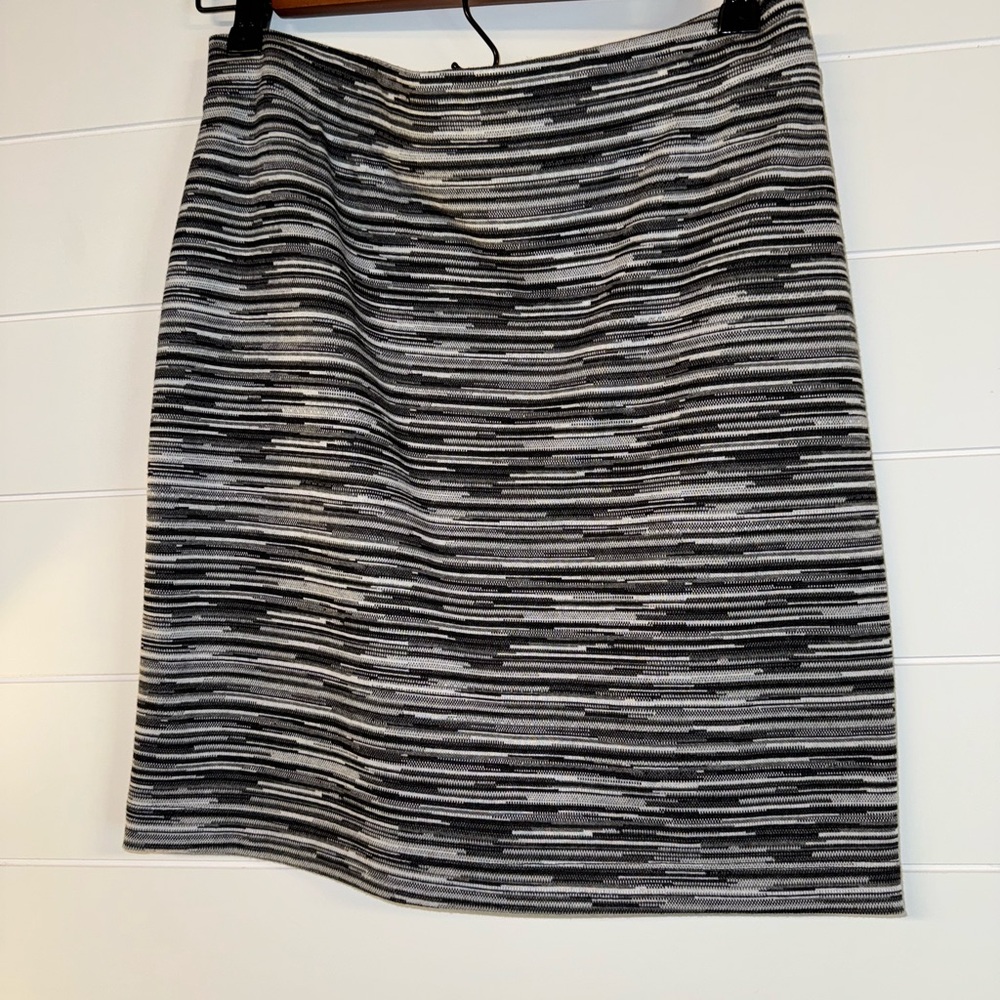 Will Smith, Stretchy, Size Sm,Black & White Pencil Skirt with Textured Stripes